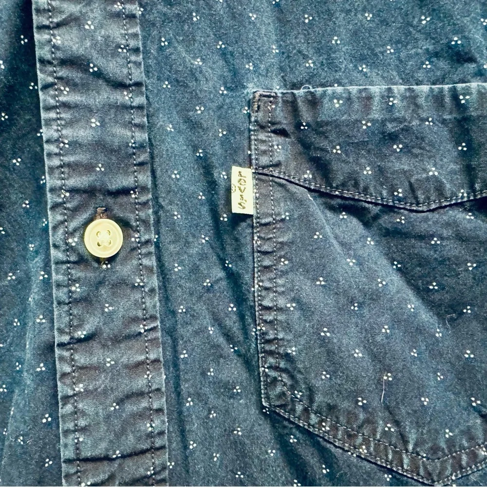 Levi’s Short Sleeve Button Down Shirt Navy Micro Print‎ Size Large 100% Cotton